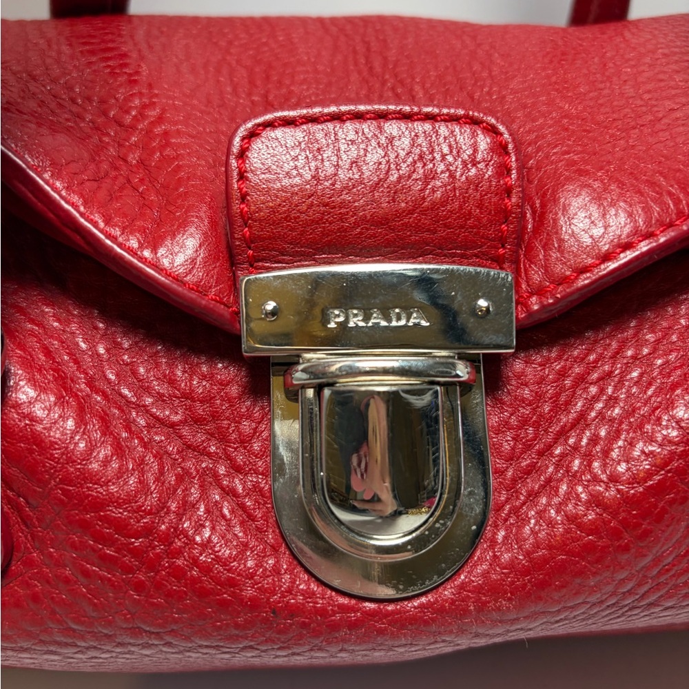 Prada Vitello Easy Red Leather East West Shoulder Bag - Picture 11 of 16